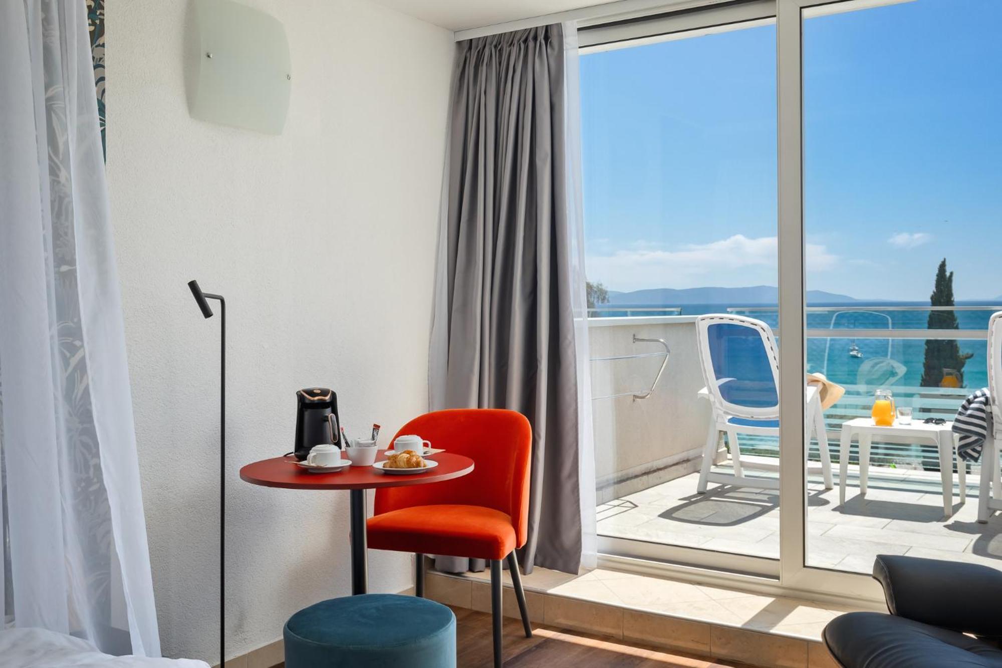 Hotel Mimosa Lido Palace - Maslinica Hotels & Resorts Rabac Exterior foto