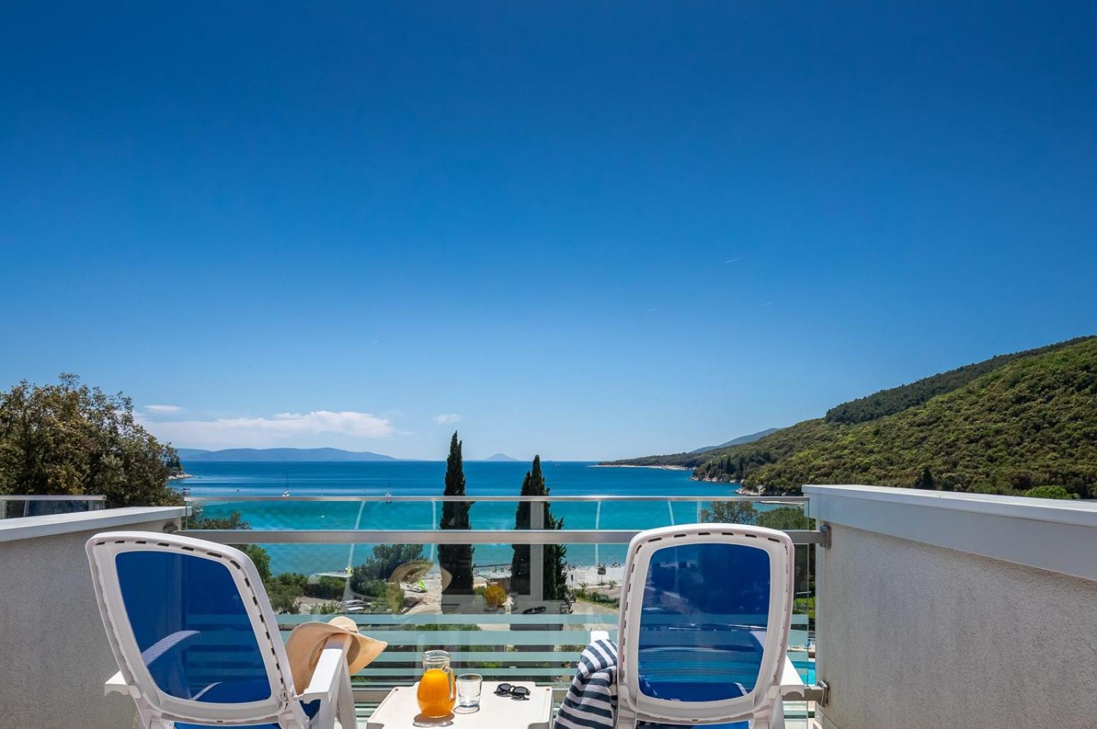 Hotel Mimosa Lido Palace - Maslinica Hotels & Resorts Rabac Exterior foto