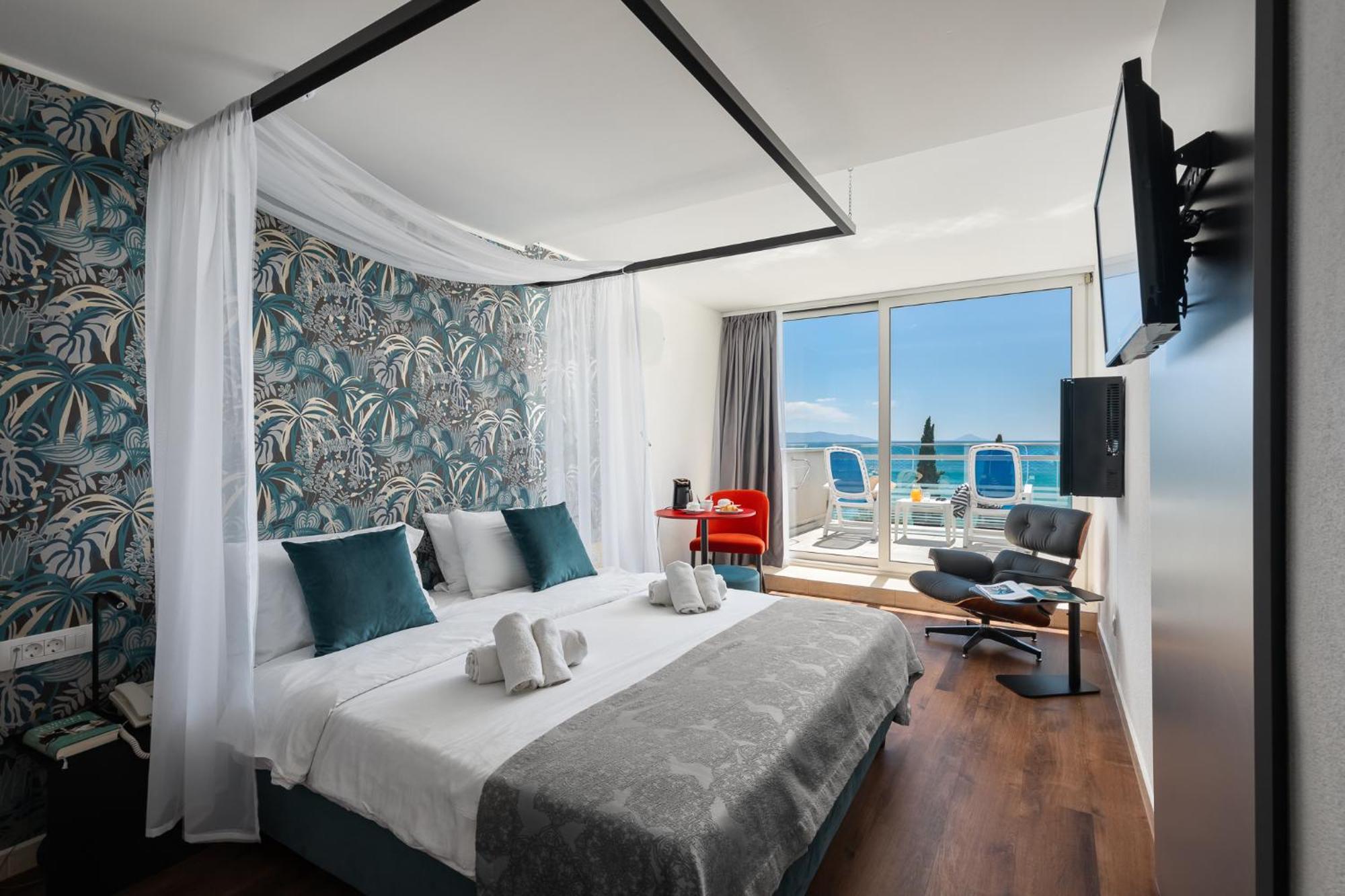 Hotel Mimosa Lido Palace - Maslinica Hotels & Resorts Rabac Exterior foto